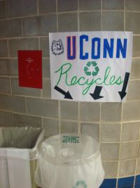 Uconn Recycles Sign and Bin