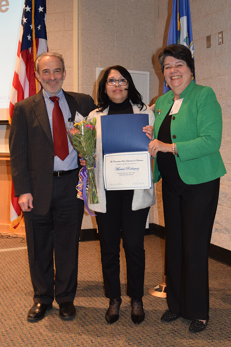 Paraeducator of the Year 2019 Marisol Rodriguez with members of the board of education
