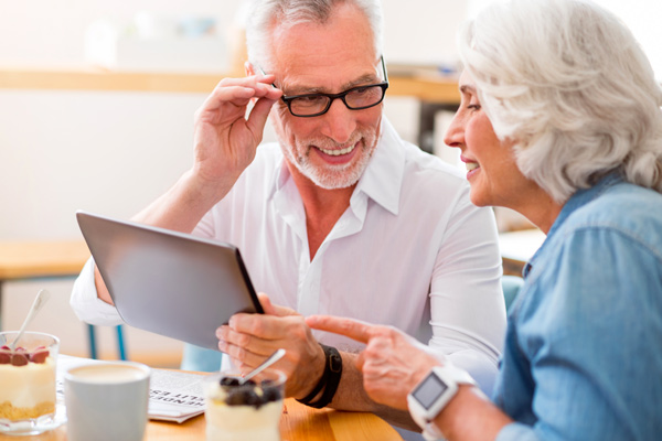 Older people use tablet