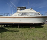 32', Luhrs