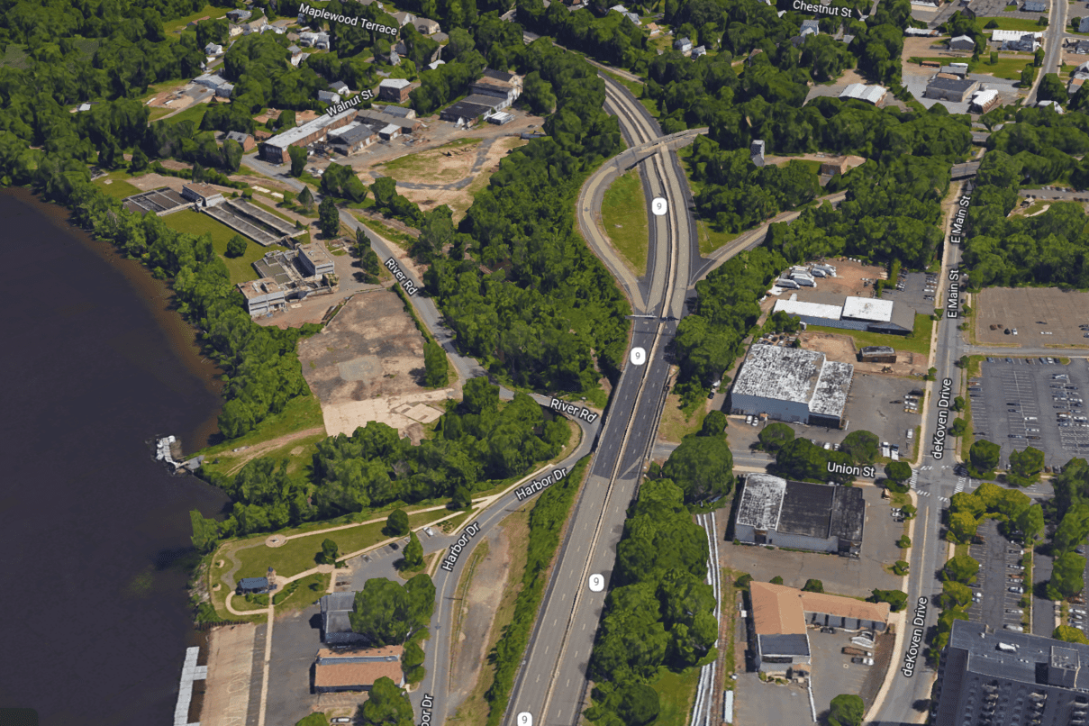 Google images aerial view of Route 9 northbound in Middletown