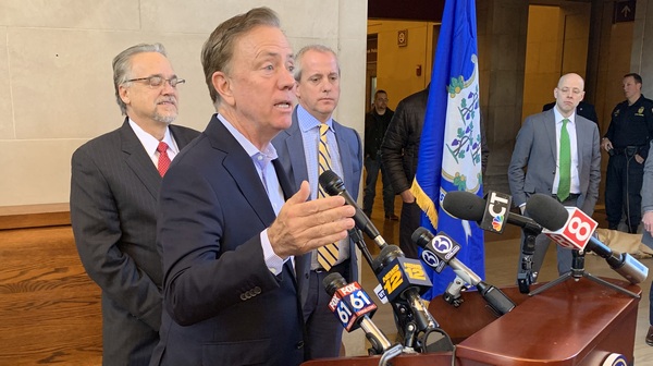 Governor Lamont speaking at Union Station