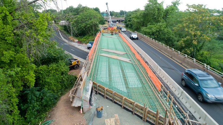 East Hartford Bridge 02369 7-12-18, Phase 1 deck and link slabs formed