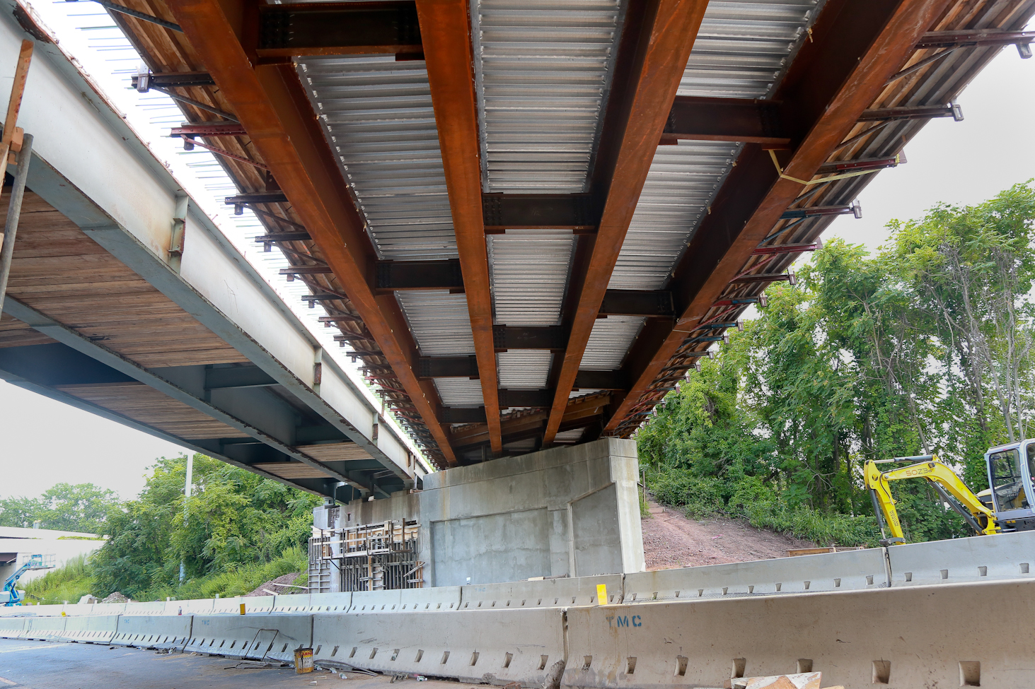 East Hartford Bridge 02369 8-8-18, Prep for Phase 2 demotion