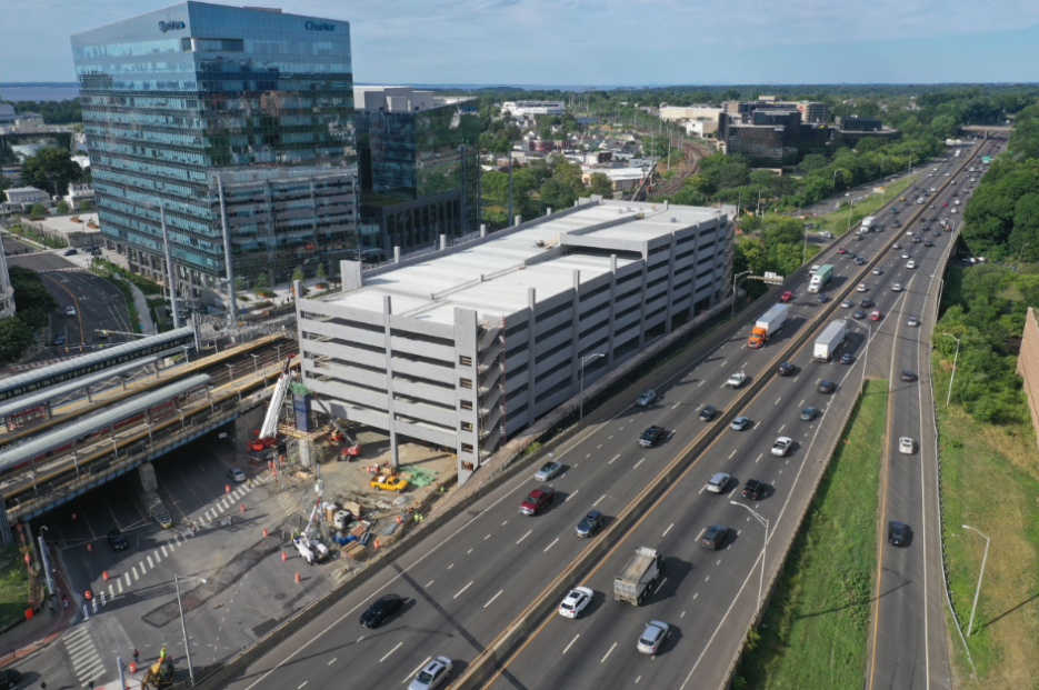 0301-0047 Garage Picture 01 2022-August