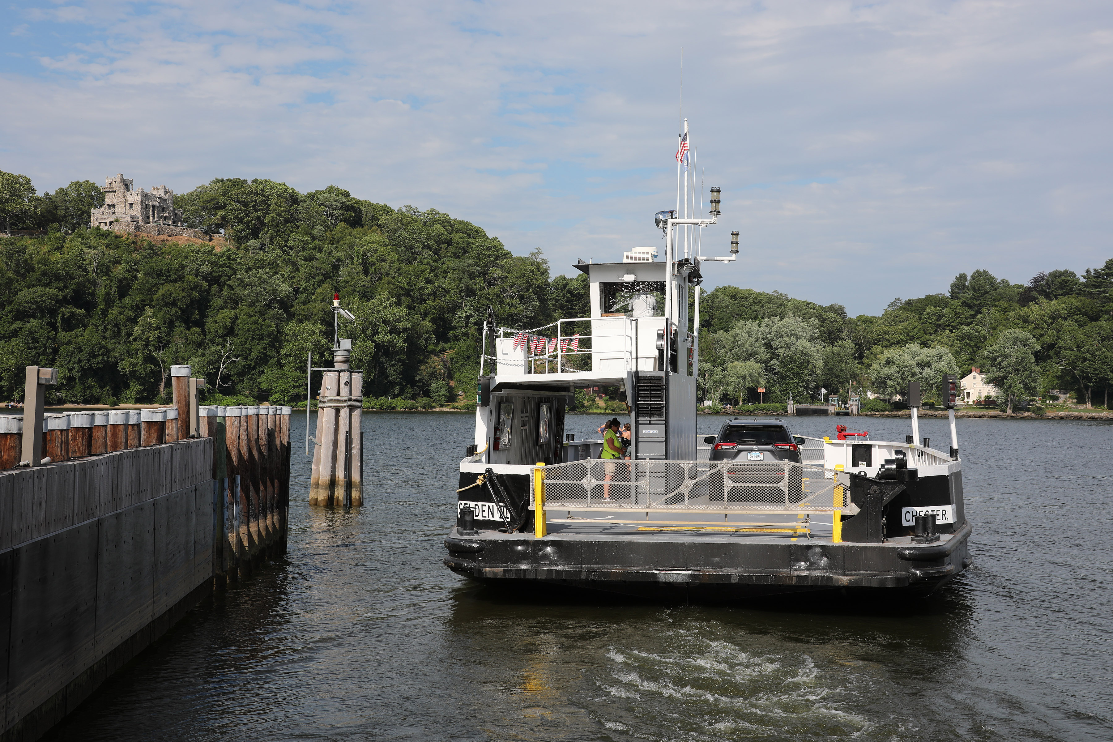 Chester-Hadlyme Ferry