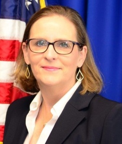 Headshot of Sandra Slack Glover