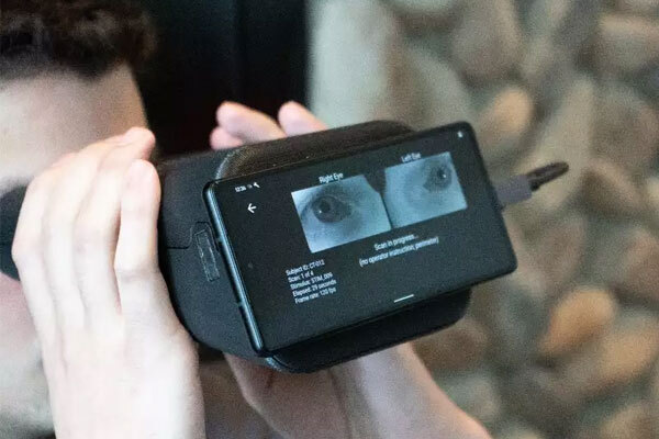 drug recognition device in use which is checking drivers eye movement