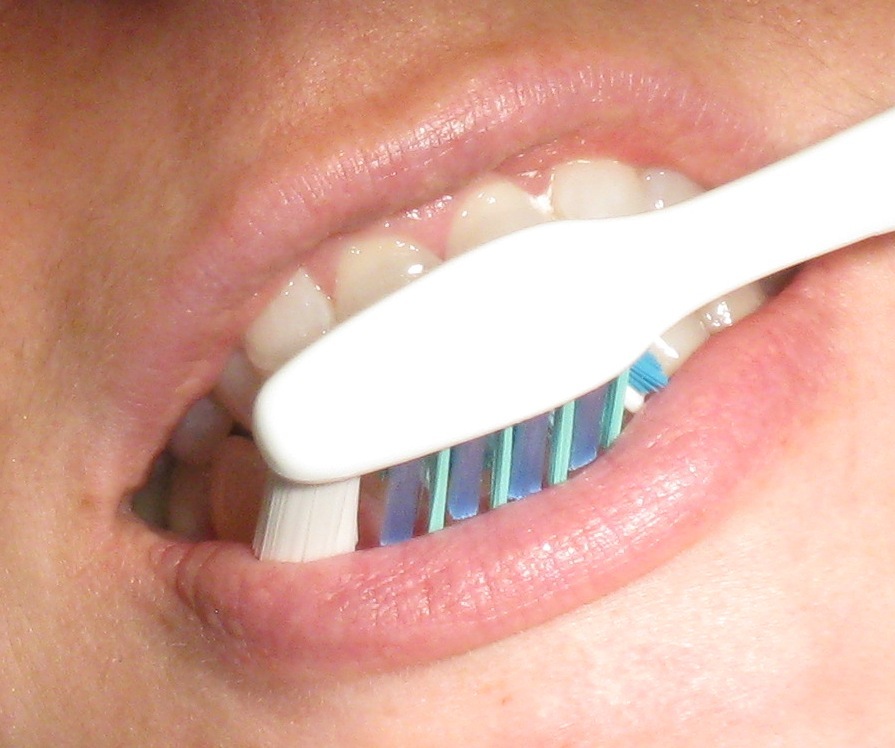 toothbrushing lower front