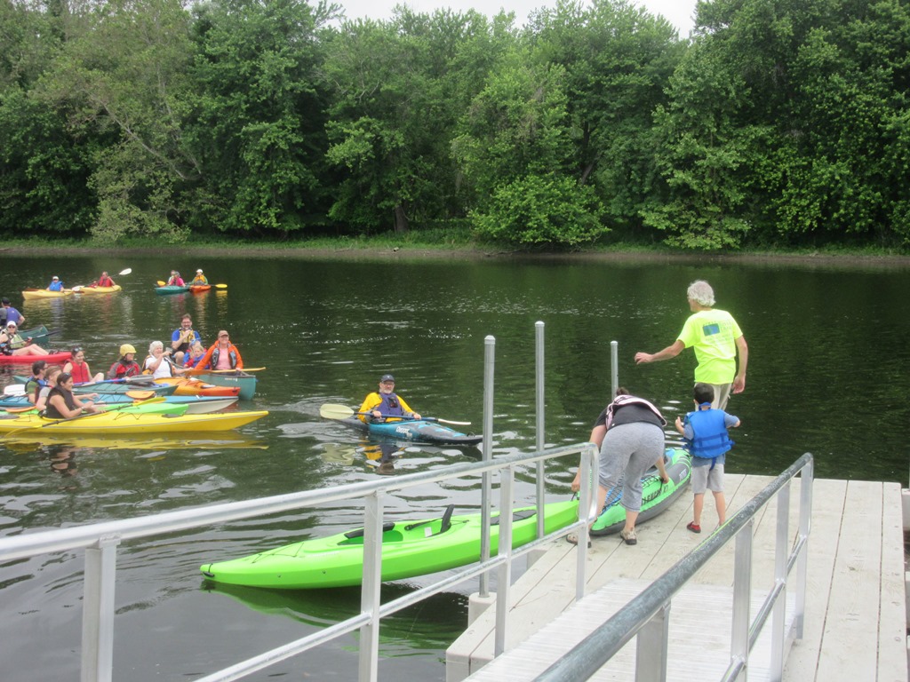 Image of Flotilla using the boat launch.