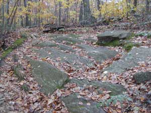 Schist and gneiss rocks at Mount Tom State Park