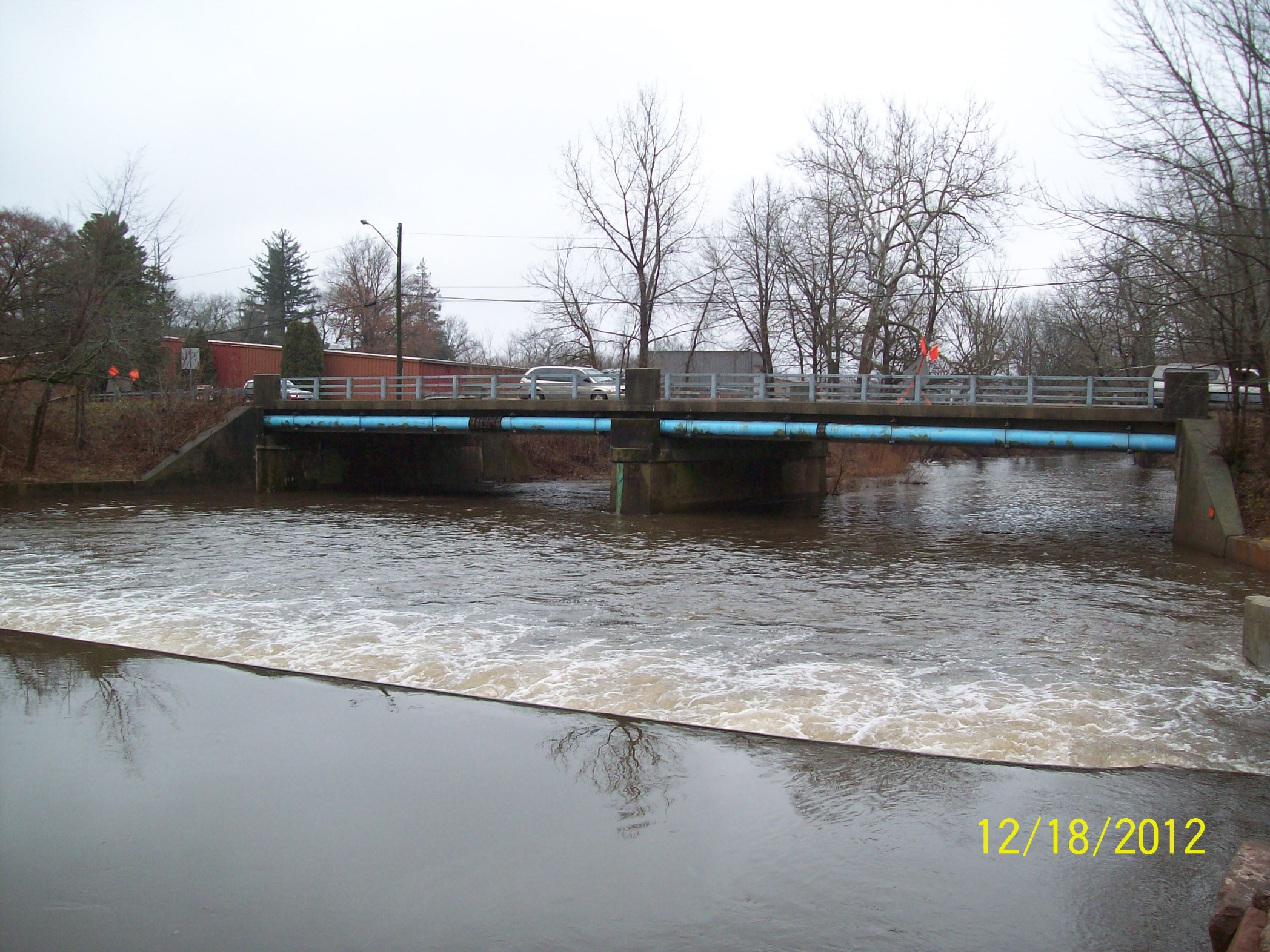 Wallace Dam from upstream
