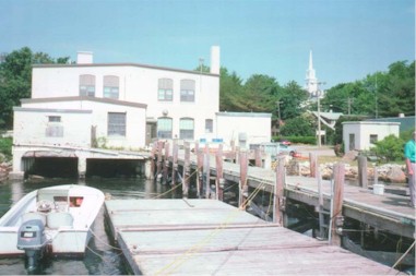 The Noank Aquaculture laboratory.