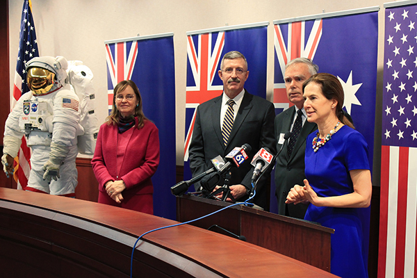 Lt. Governor Bysiewicz giving press conference on trade.